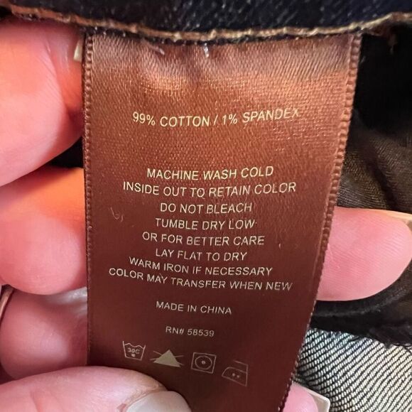 Kut From The Kloth Distressed Classic Straight Leg Dark Wash Jeans Size 14 - Picture 9 of 9